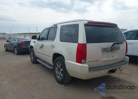 2007 Cadillac Escalade Standard from USA, damaged, VIN 1GYEC63857R281407
